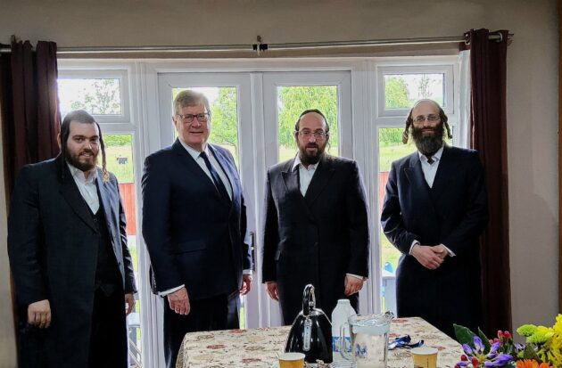 Roger Hirst meeting with members of Canvey Island Jewish Community