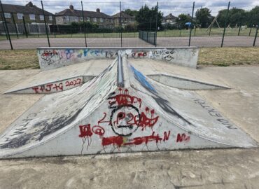 Photo of run down skate park in Aveley